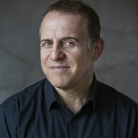 Nigel Lindsay