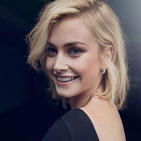 Stefanie Martini