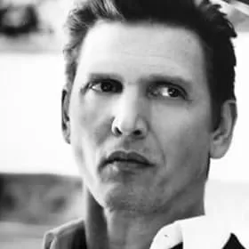 بری پپر - Barry Pepper