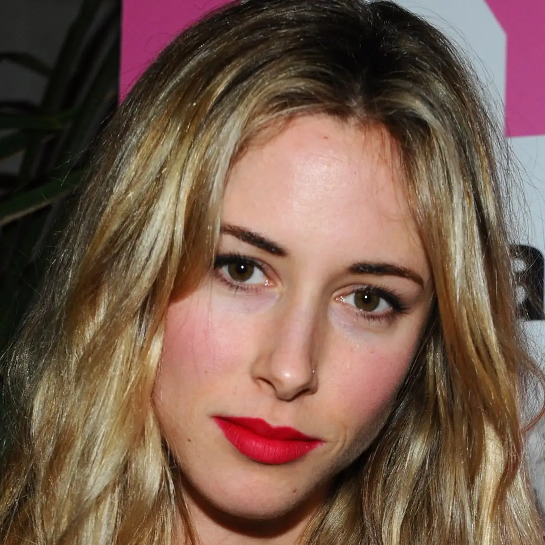 جیلیان زینسر - Gillian Zinser