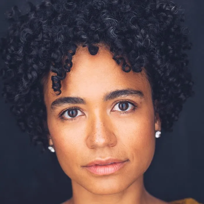 لورن ریدلاف - Lauren Ridloff