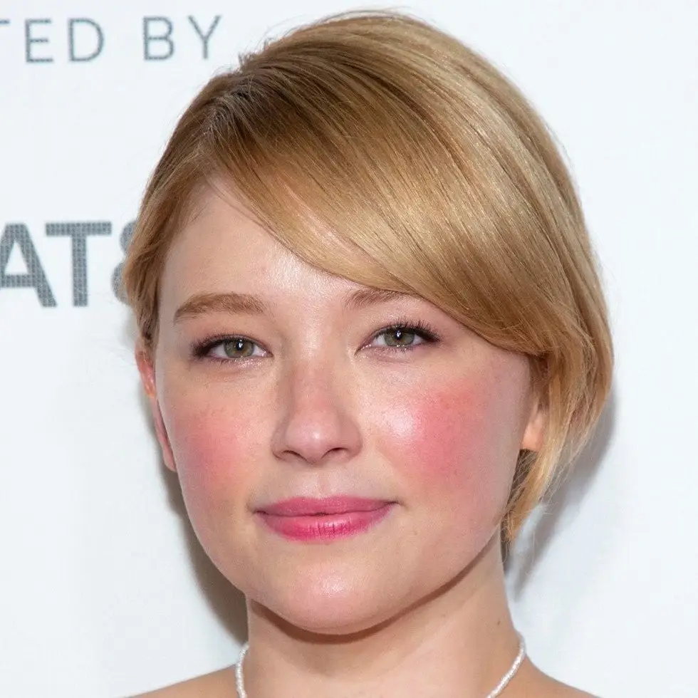 هیلی بنت - Haley Bennett