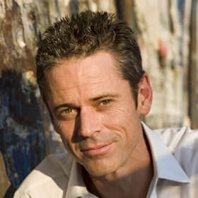 سی توماس هوول - C. Thomas Howell