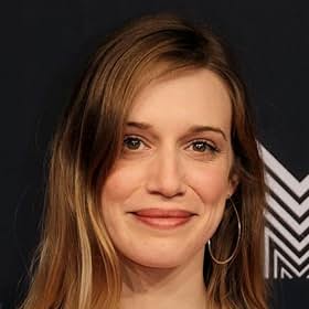 دانیلا کرتش - Daniella Kertesz