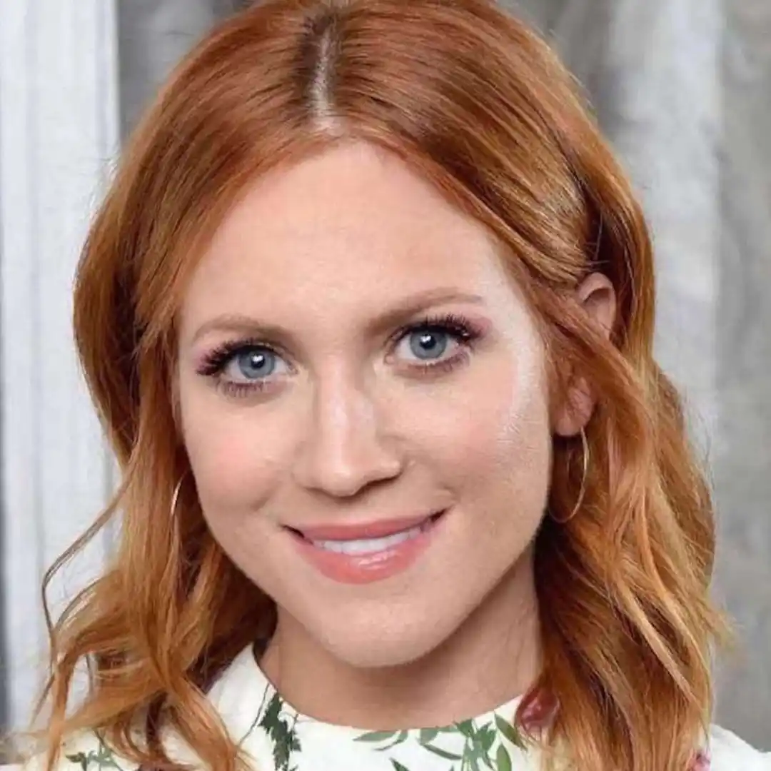 بریتنی اسنو - Brittany Snow