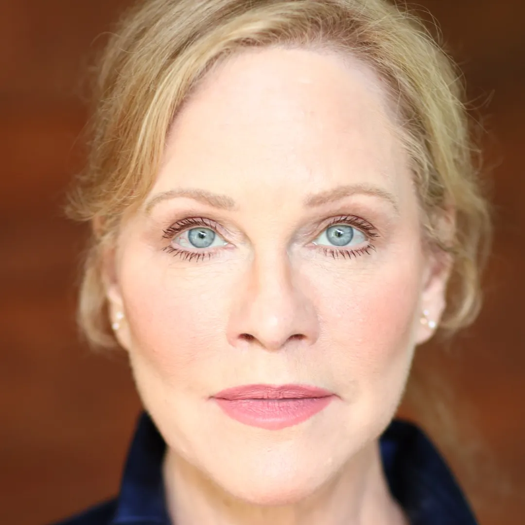 جو اَن رابینسون - Jo-Ann Robinson
