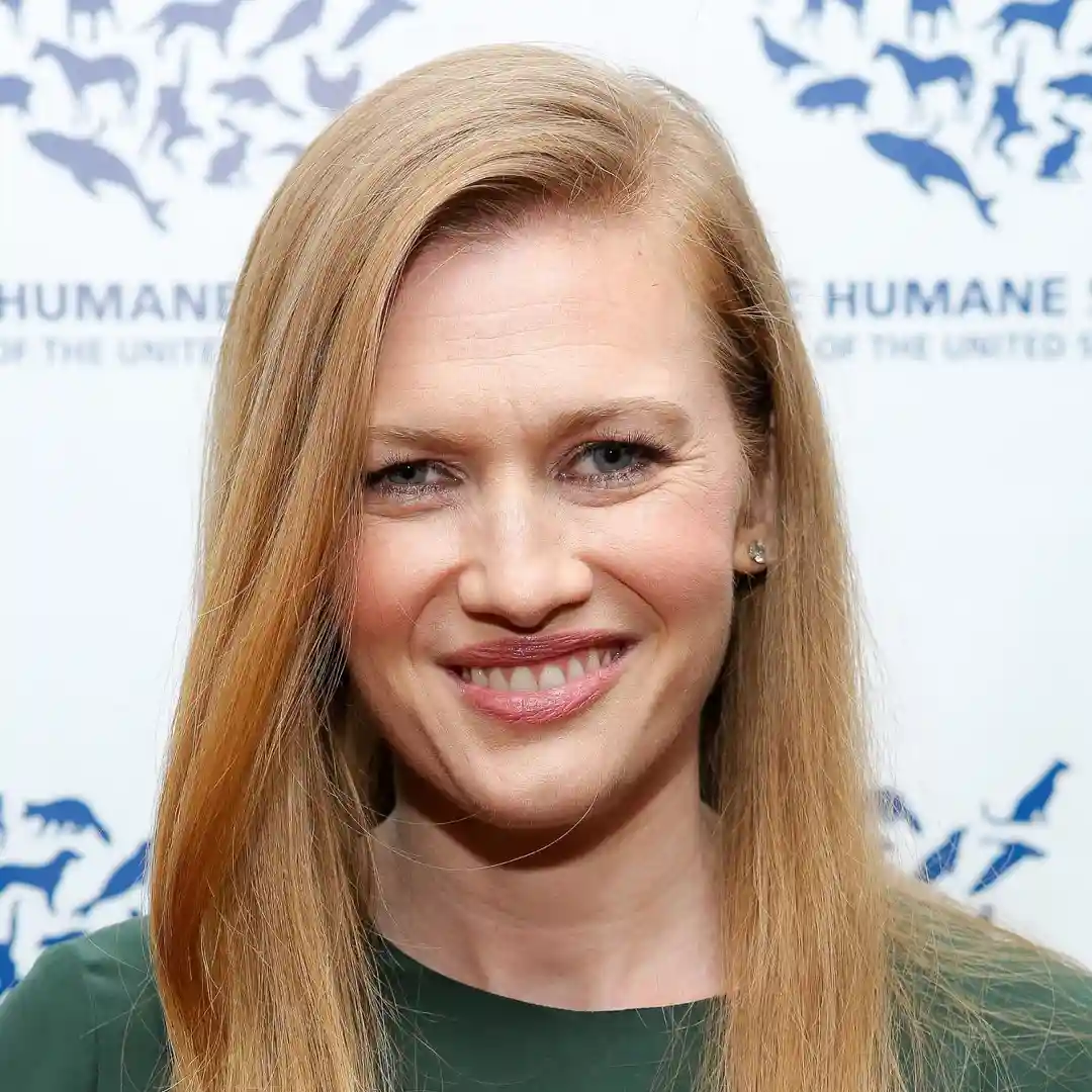 میری انوس - Mireille Enos