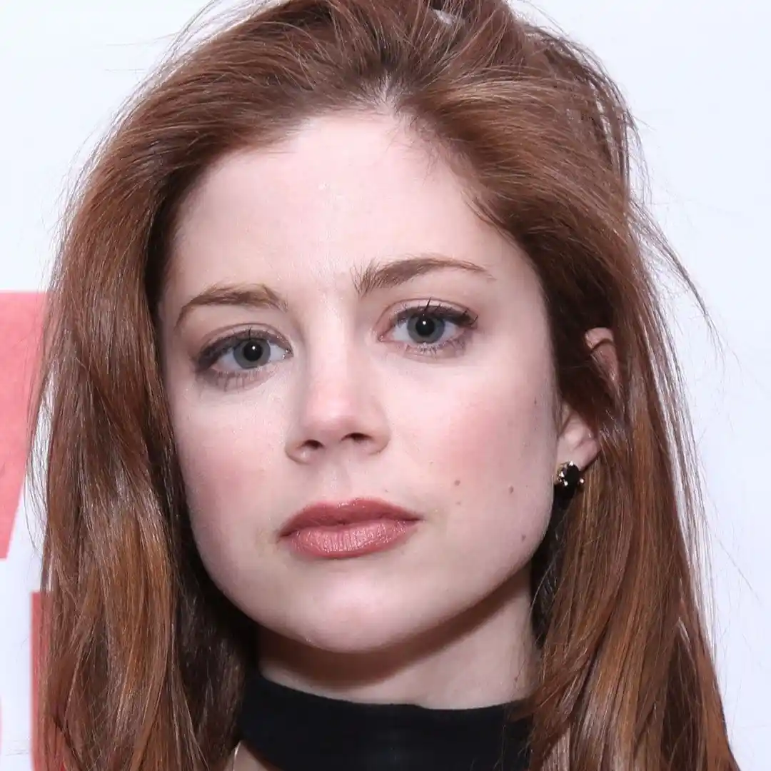 شارلوت هوپ - Charlotte Hope
