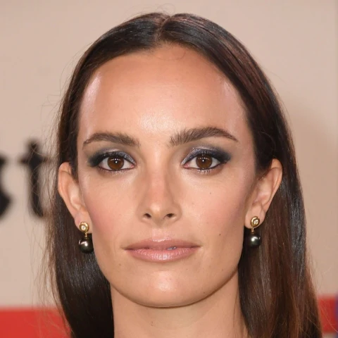 جودی بالفور - Jodi Balfour