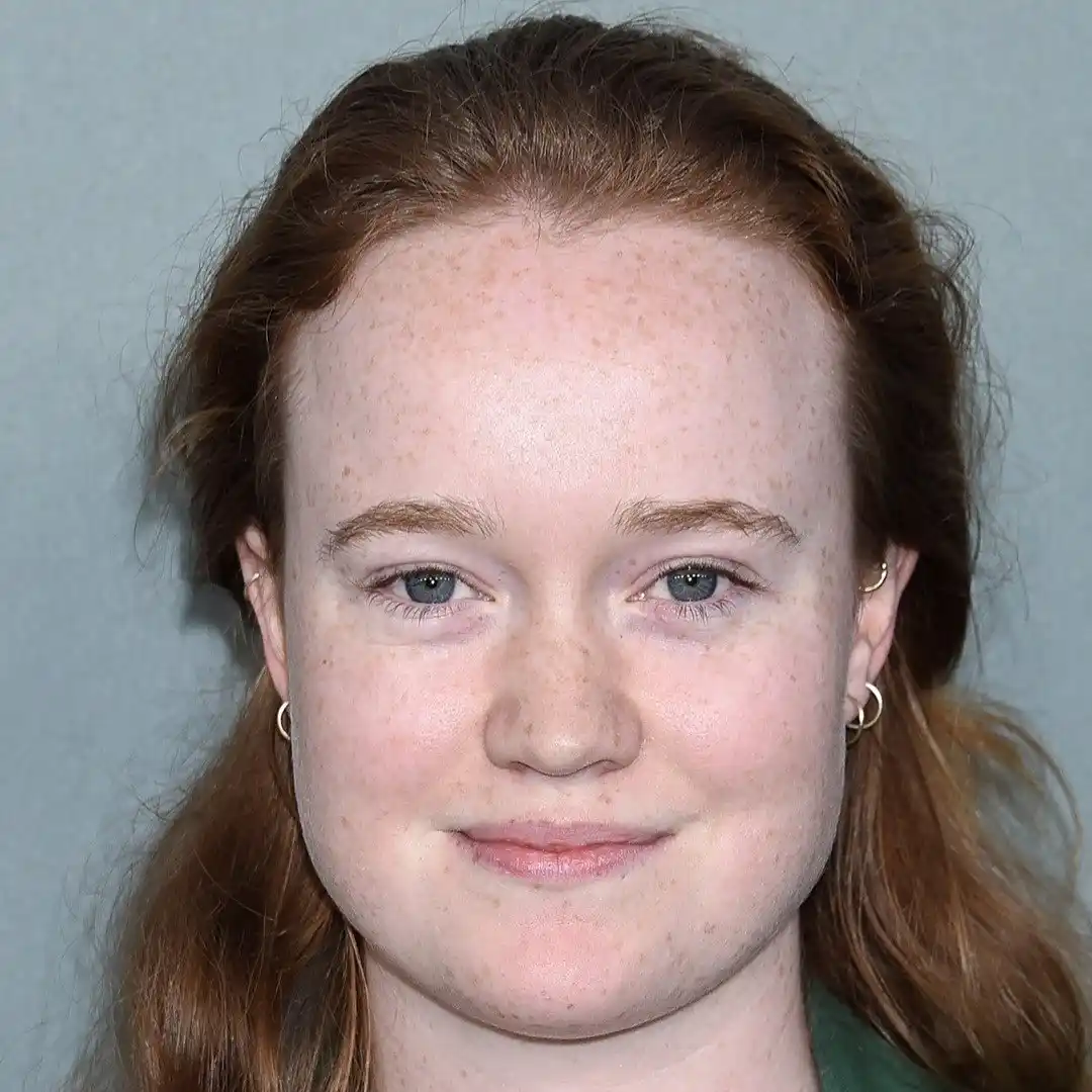 لیو هیوسن - Liv Hewson