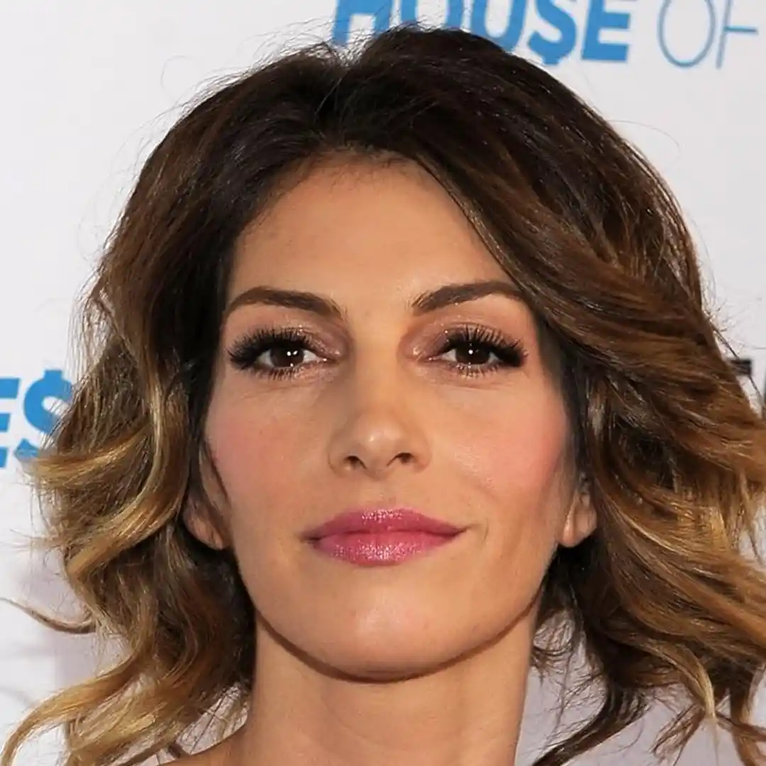 داون اولیویری - Dawn Olivieri