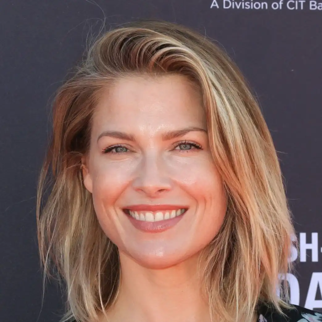 الی لارتر - Ali Larter