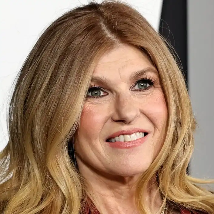 کانی بریتون - Connie Britton