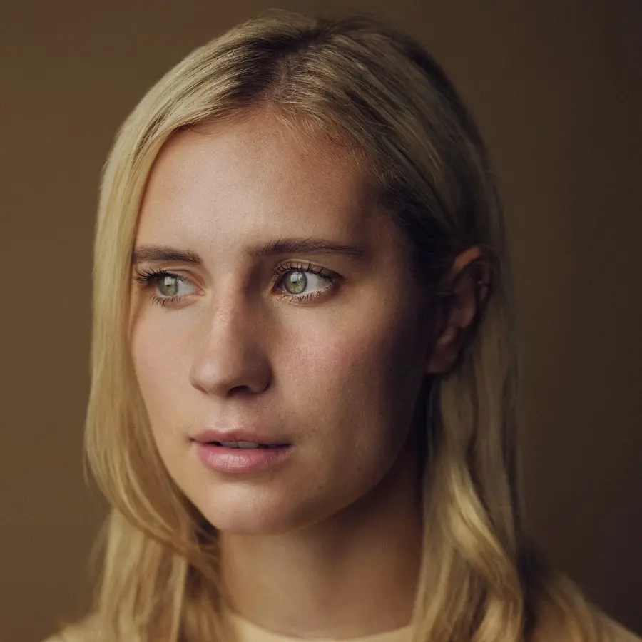 کالی کوک - Callie Cooke