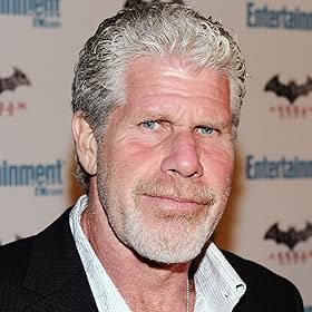 ران پرلمن - Ron Perlman